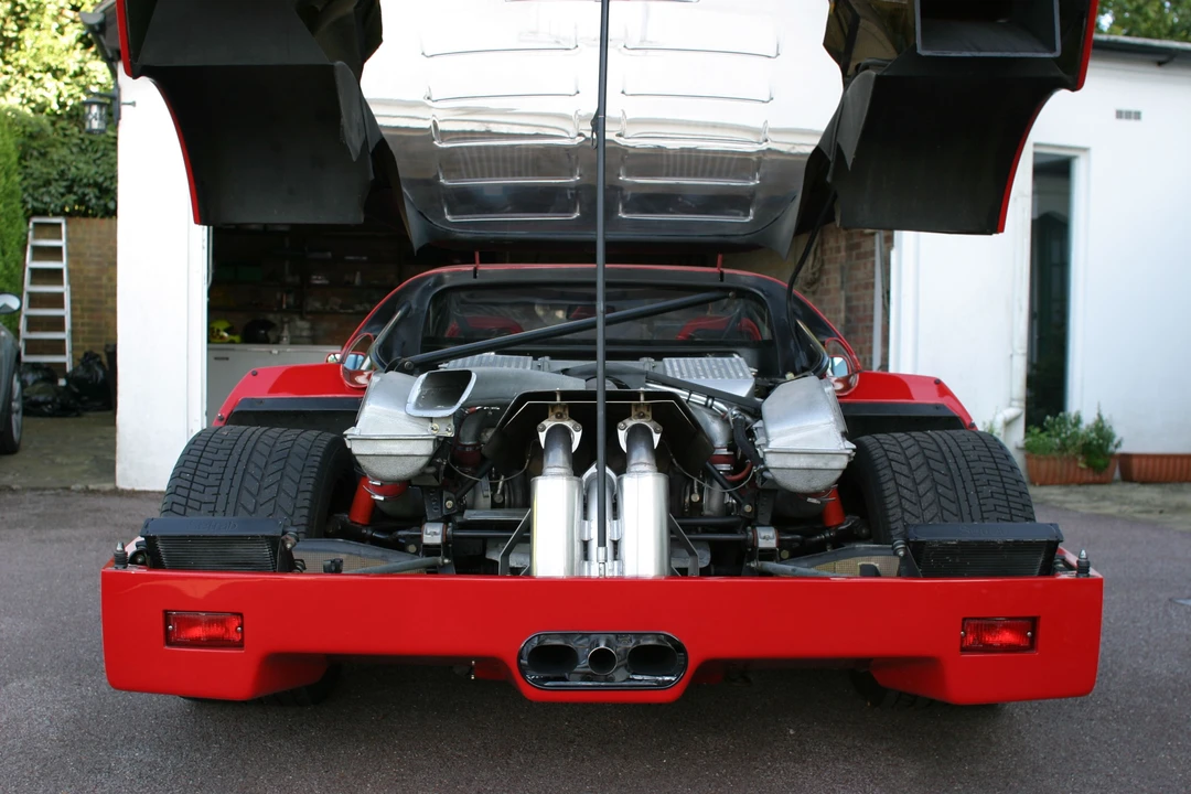 1990 Ferrari F40 - Image 5 of 10