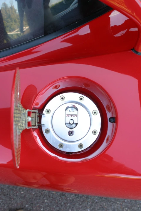 1990 Ferrari F40 - Image 3 of 10