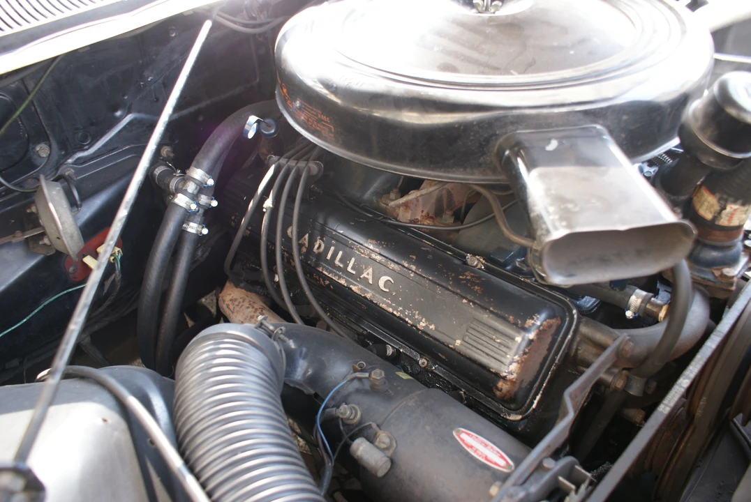 1960 Cadillac Series 70 & 75 - Image 8 of 31