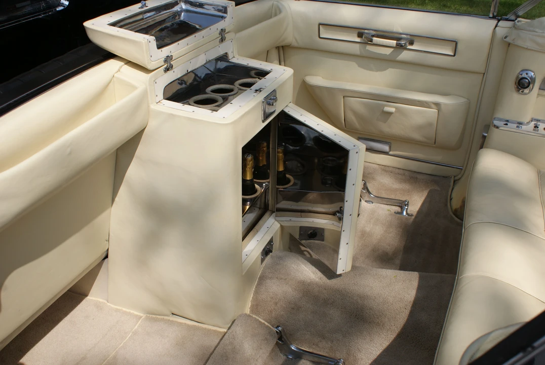 1960 Cadillac Series 70 & 75 - Image 20 of 31