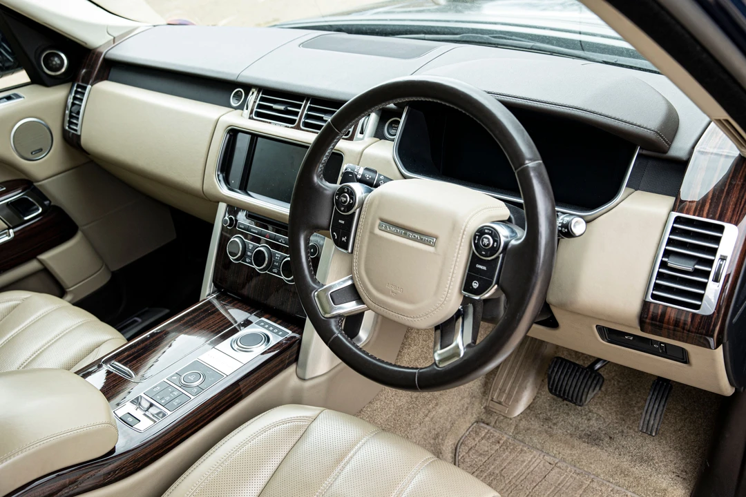 2013 Land Rover Range Rover L405 - Image 15 of 31