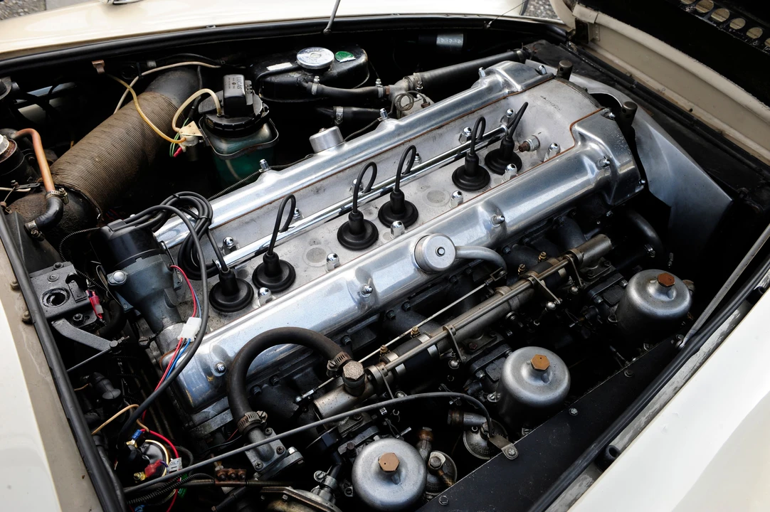 1962 Aston Martin DB4 - Image 17 of 19