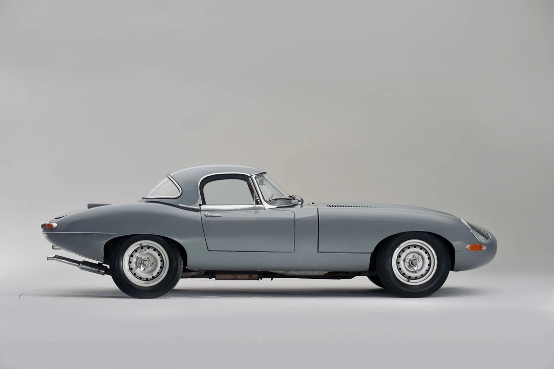 1964 Jaguar E-Type Lightweight - Image 10 of 30