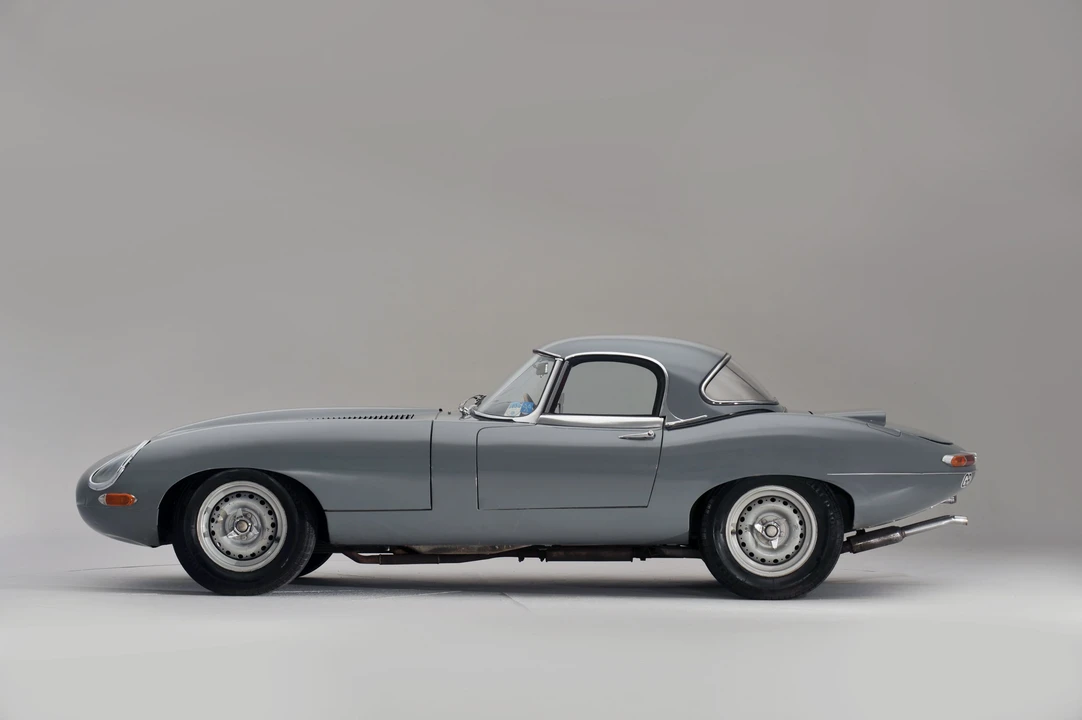 1964 Jaguar E-Type Lightweight - Image 11 of 30