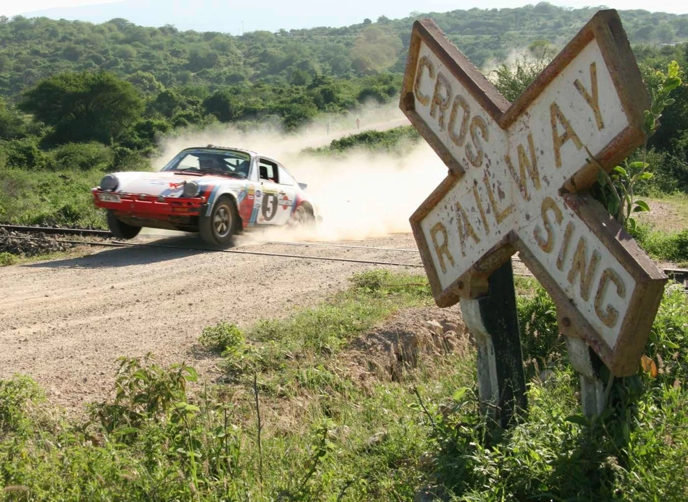 1977 Porsche 934 & 935 - Image 7 of 31
