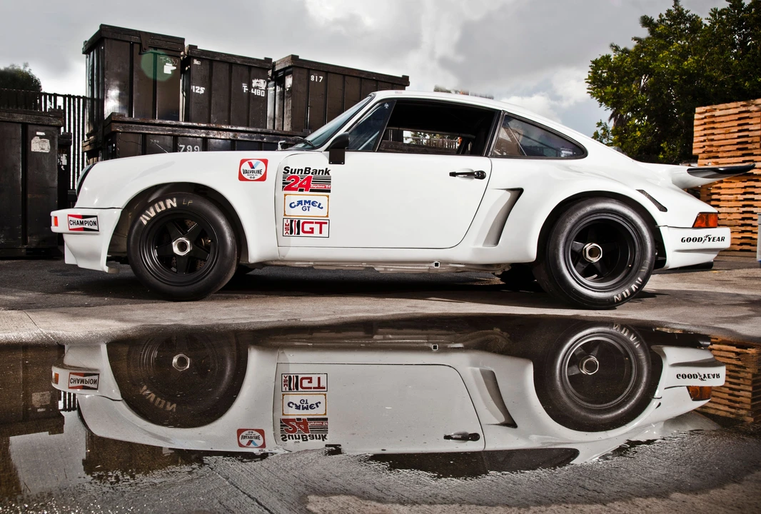 1977 Porsche 934 & 935 - Image 2 of 16
