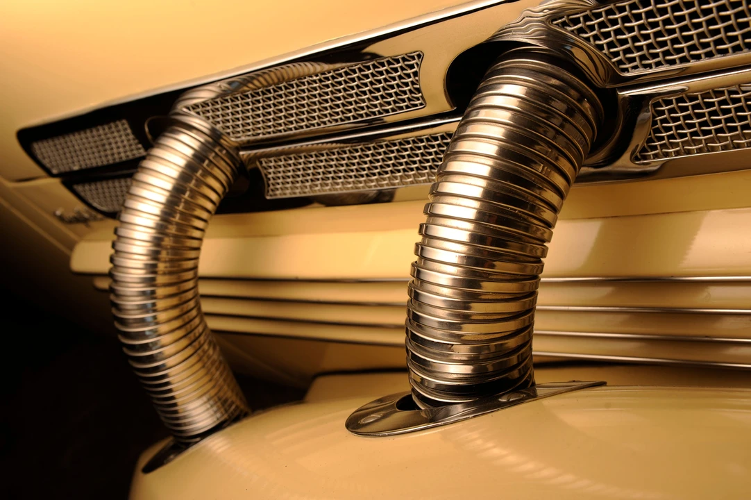 1937 Cord 810 & 812 - Image 19 of 28