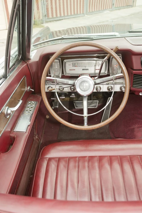 1963 Lincoln Continental 4th Gen - Image 15 of 31
