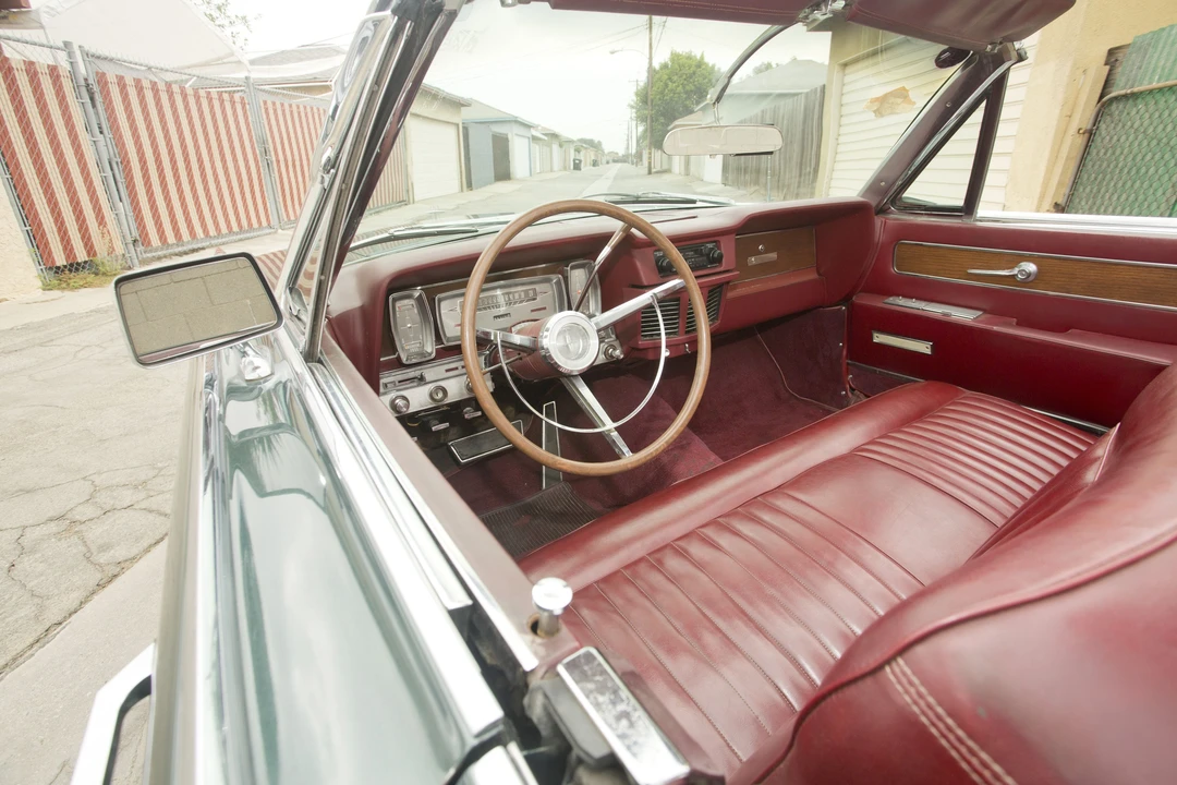1963 Lincoln Continental 4th Gen - Image 16 of 31