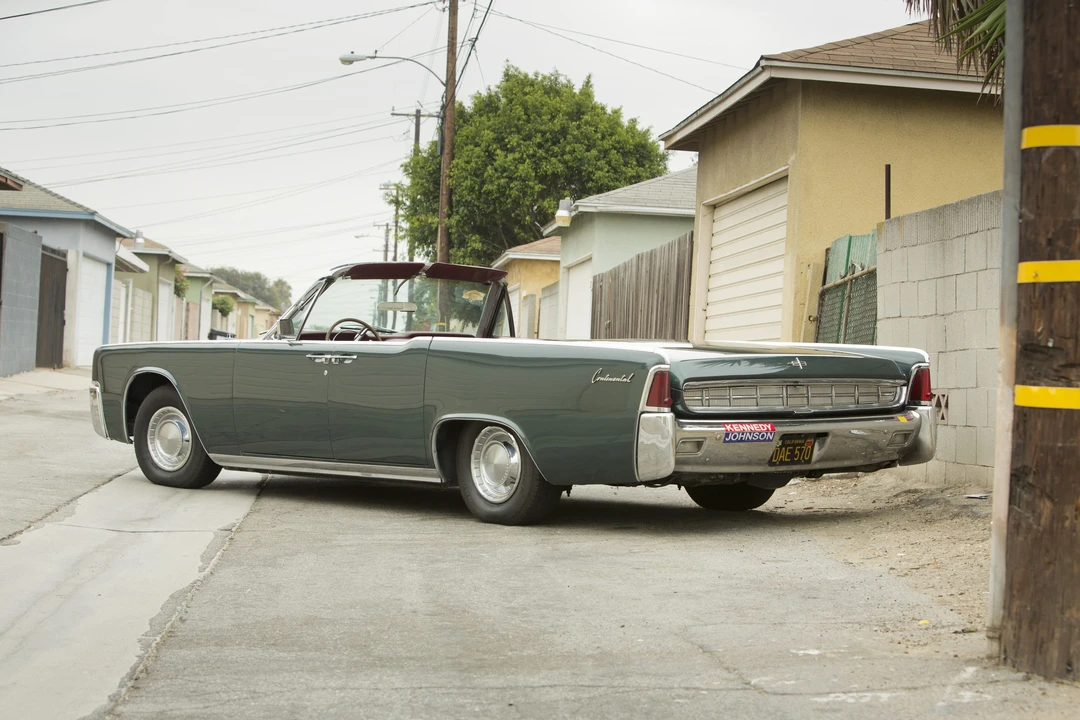 1963 Lincoln Continental 4th Gen - Image 27 of 31