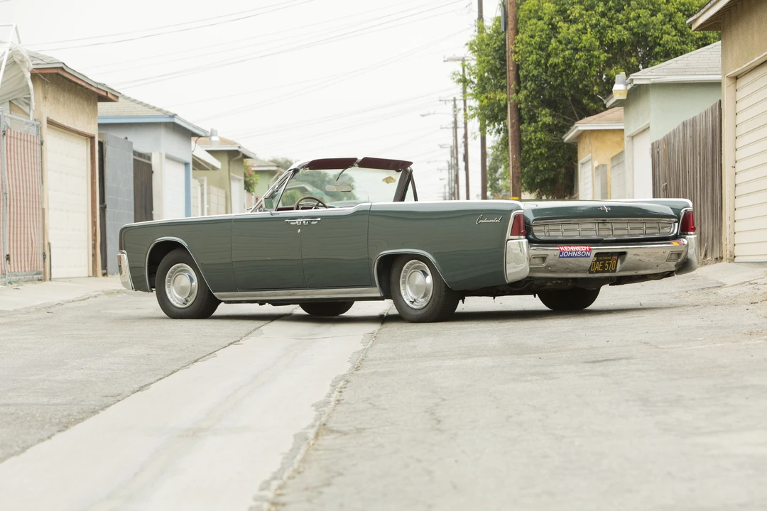 1963 Lincoln Continental 4th Gen - Image 24 of 31