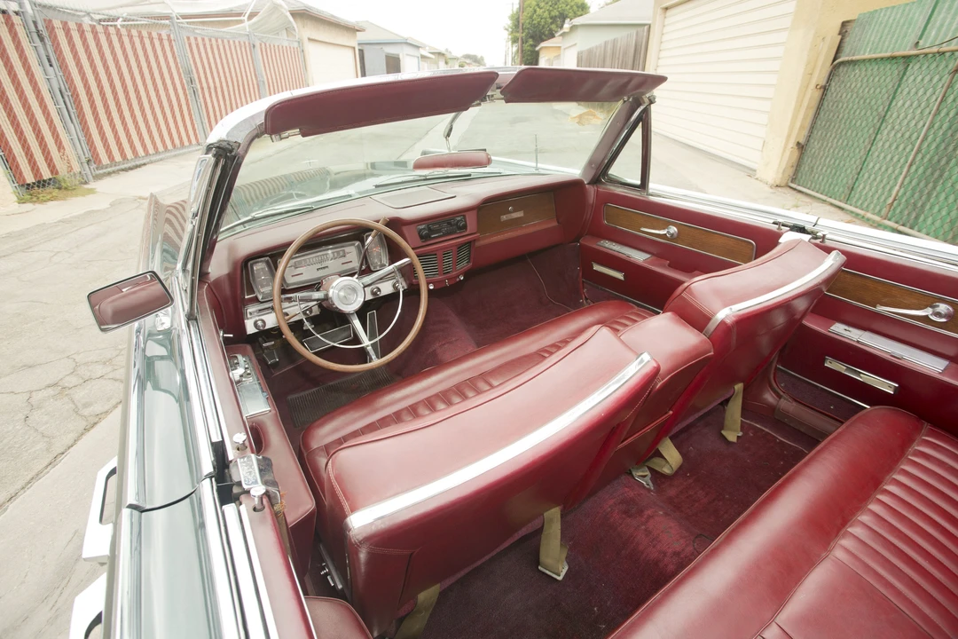 1963 Lincoln Continental 4th Gen - Image 17 of 31