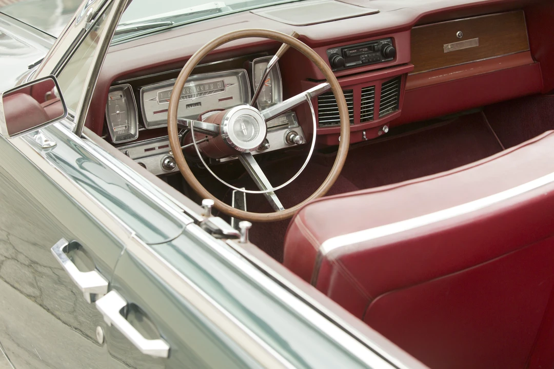 1963 Lincoln Continental 4th Gen - Image 10 of 31
