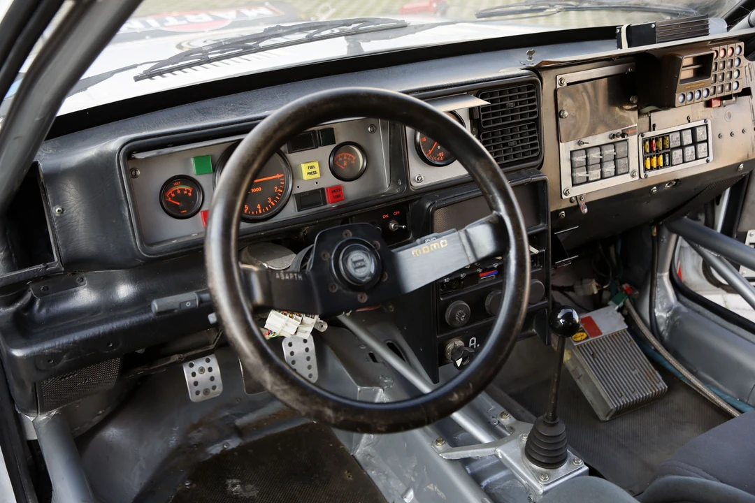 1988 Lancia Delta 1st Gen - Image 9 of 31