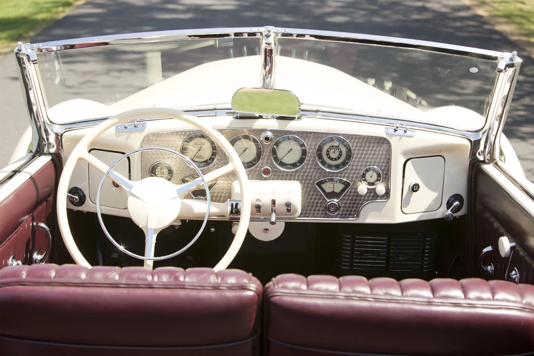 1937 Cord 810 & 812 - Image 20 of 25