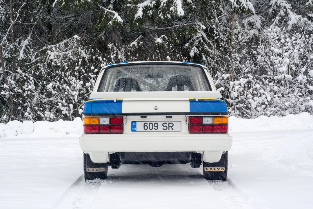 1983 Volvo 242 - Image 23 of 31