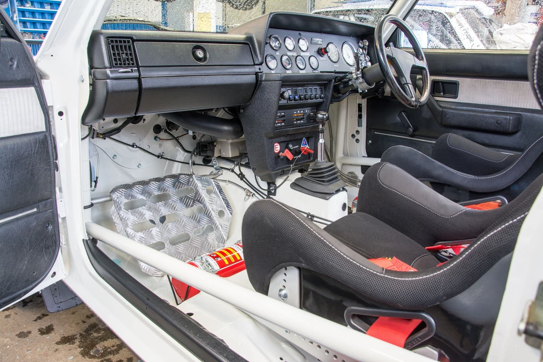 1983 Volvo 242 - Image 21 of 31