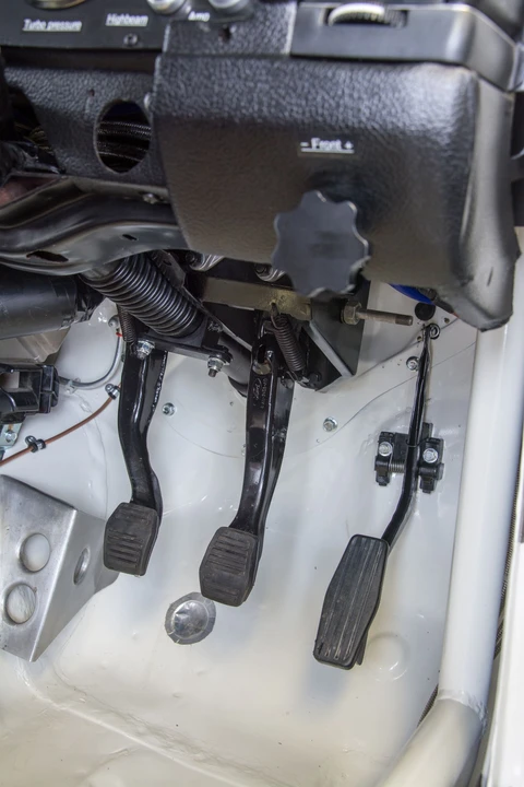 1983 Volvo 242 - Image 24 of 31