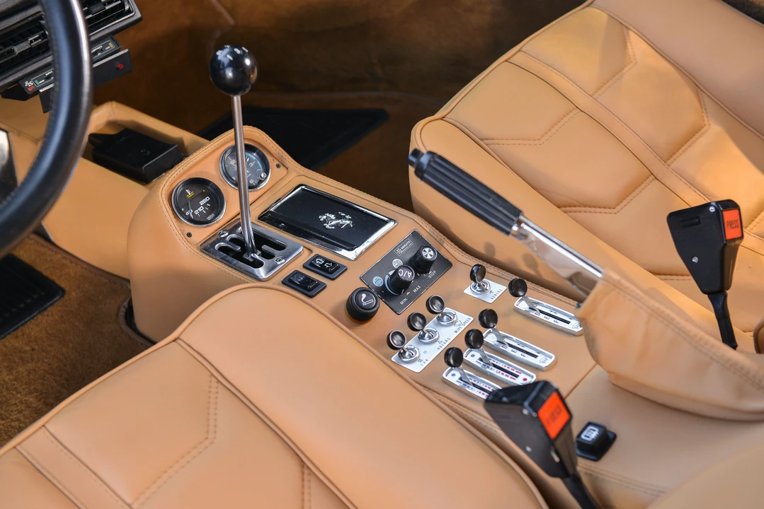1983 Ferrari 308 GTB QV - Image 29 of 31