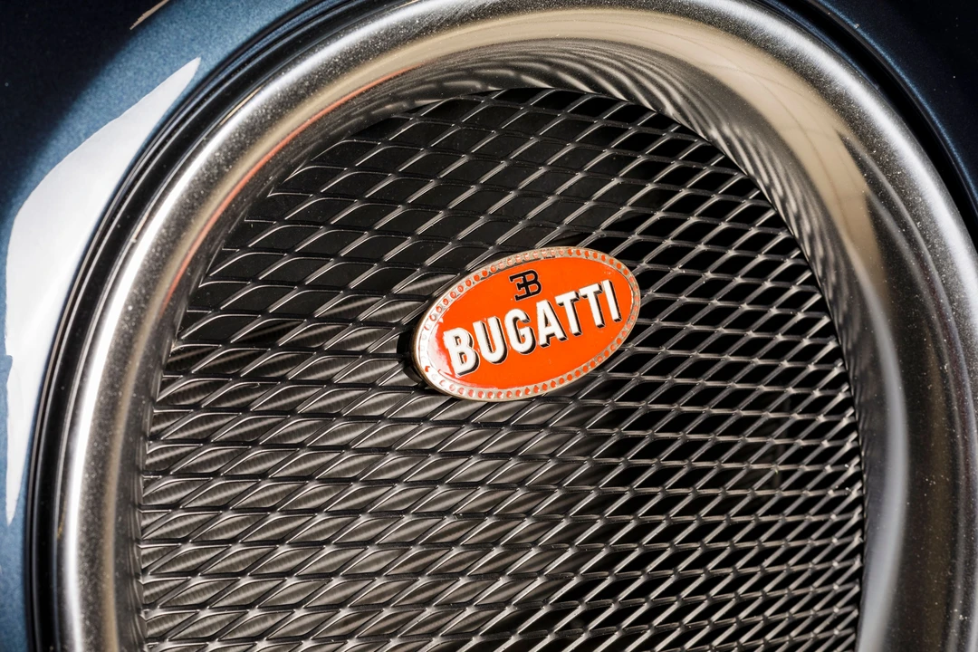 2006 Bugatti Veyron - Image 31 of 31