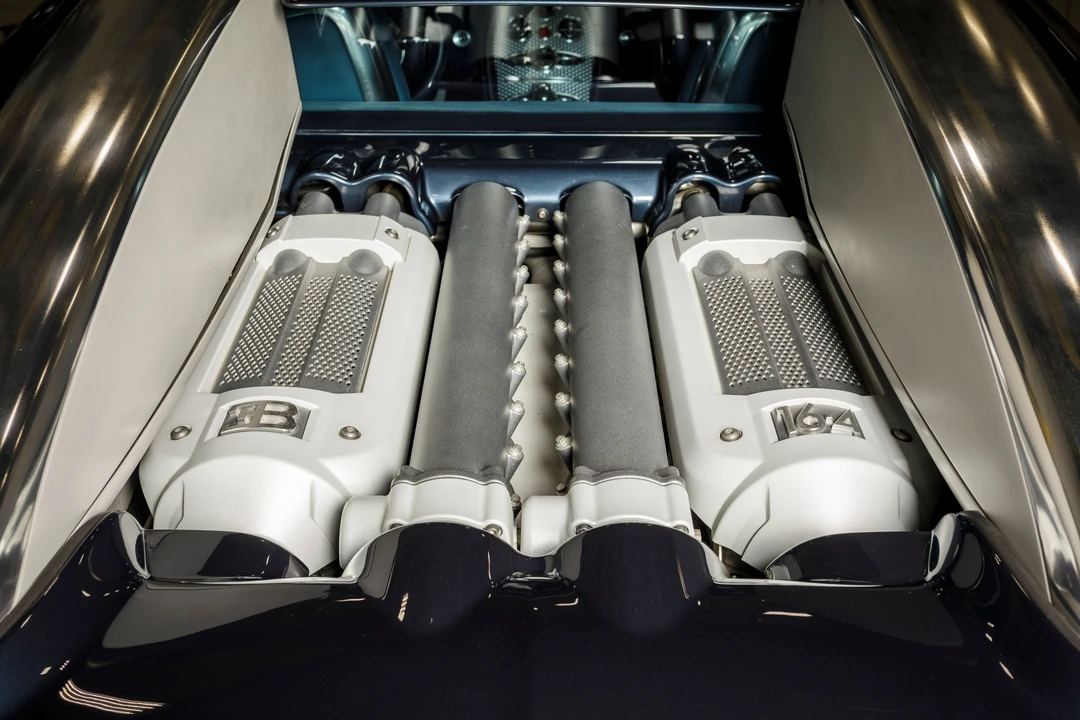 2006 Bugatti Veyron - Image 24 of 31