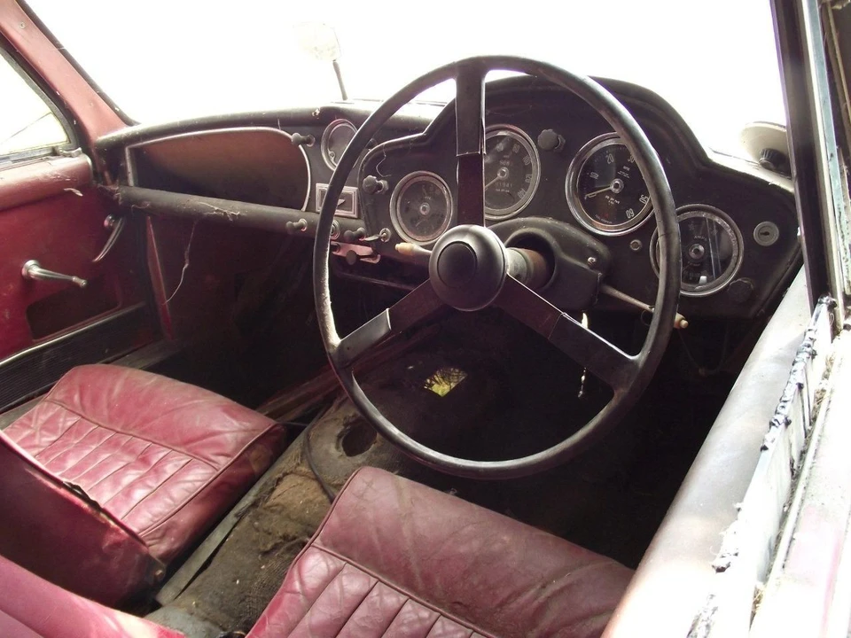 1957 Aston Martin DB1 & DB2 & DB2/4 & DB Mark III - Image 4 of 4