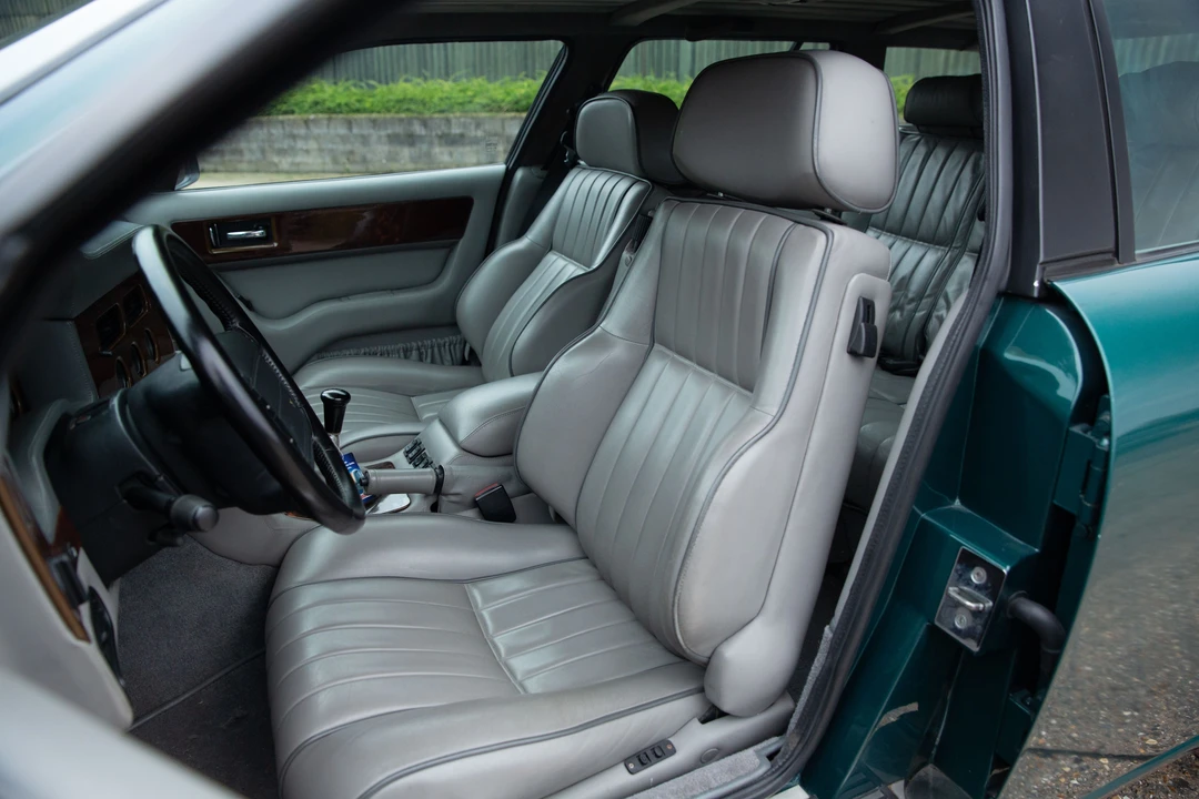 1993 Aston Martin Virage - Image 11 of 31