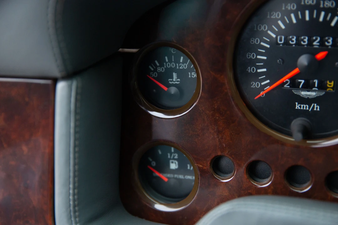 1993 Aston Martin Virage - Image 23 of 31