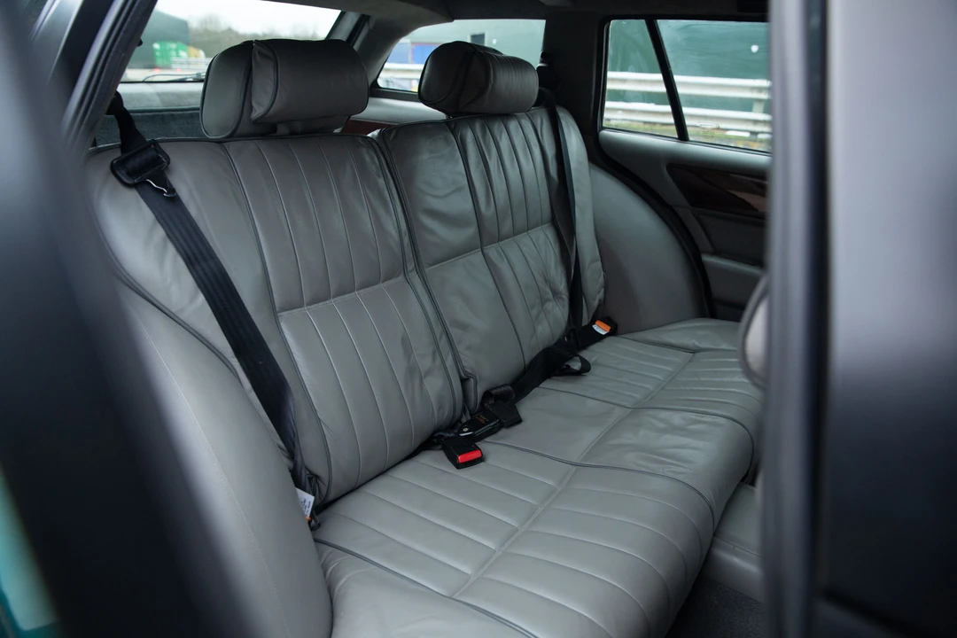 1993 Aston Martin Virage - Image 12 of 31