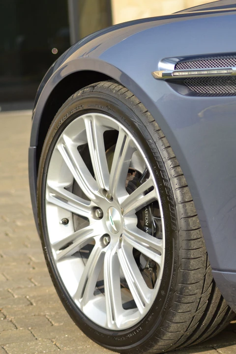 2009 Aston Martin Rapide - Image 11 of 14