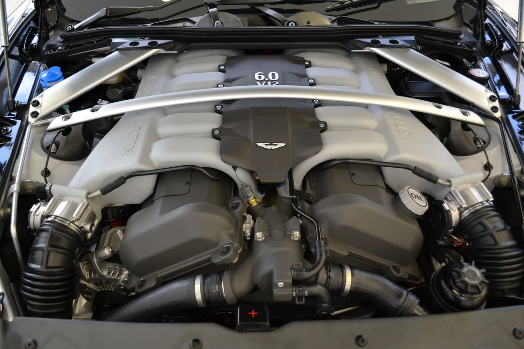 2009 Aston Martin Rapide - Image 2 of 14