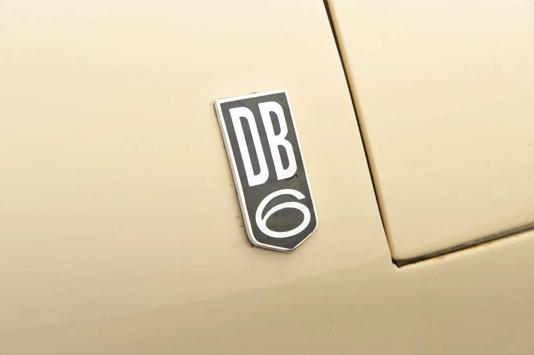 1970 Aston Martin DB6 - Image 7 of 11
