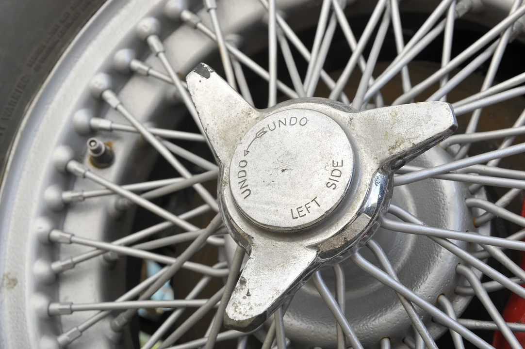 1970 Aston Martin DB6 - Image 6 of 11