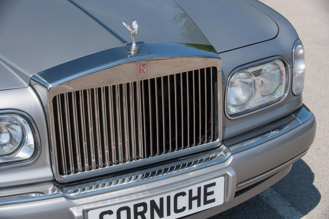 2002 Rolls-Royce Corniche Series V - Image 7 of 17