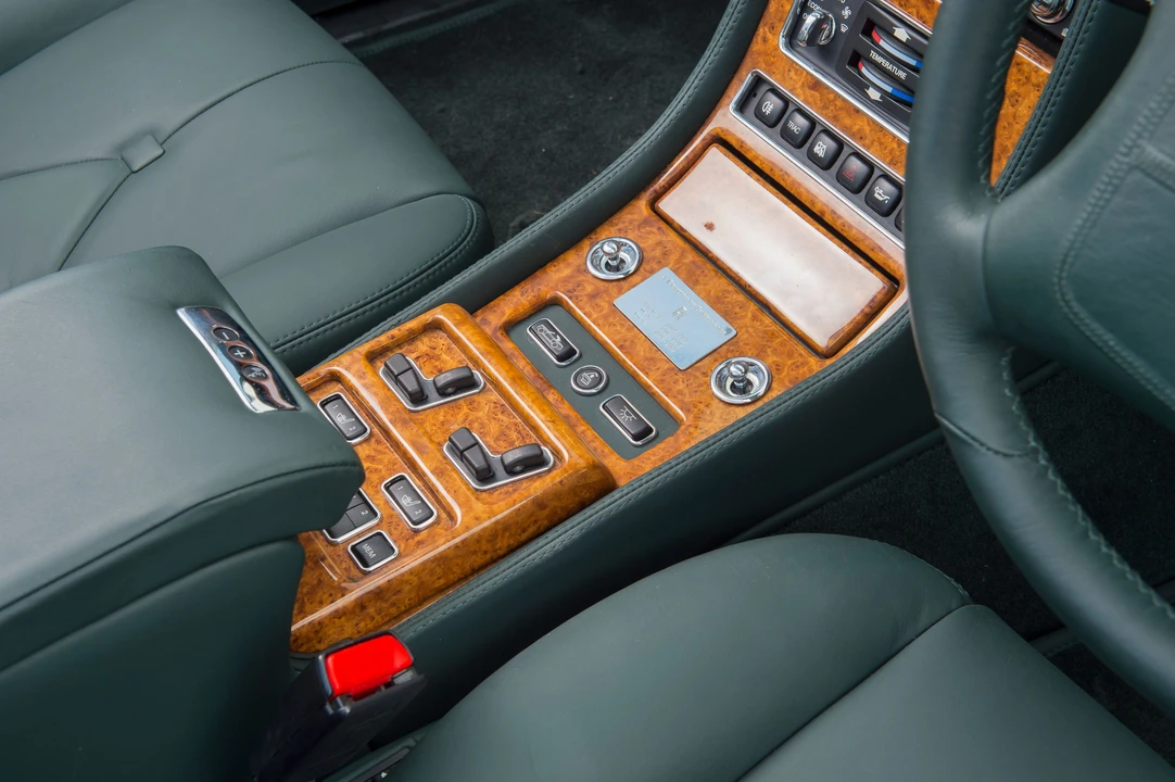2002 Rolls-Royce Corniche Series V - Image 16 of 17