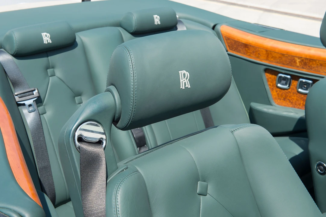 2002 Rolls-Royce Corniche Series V - Image 11 of 17