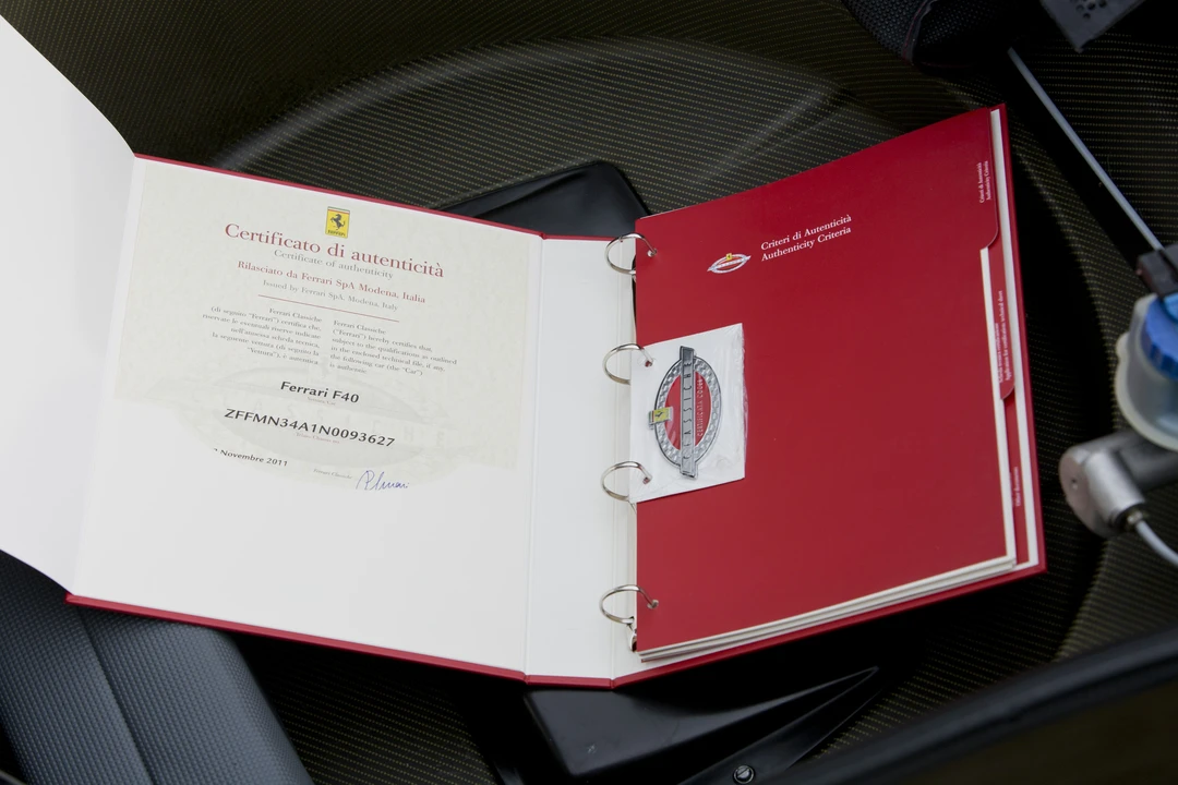1992 Ferrari F40 - Image 14 of 31