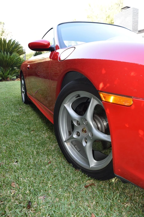 2003 Porsche 911 - Image 26 of 31