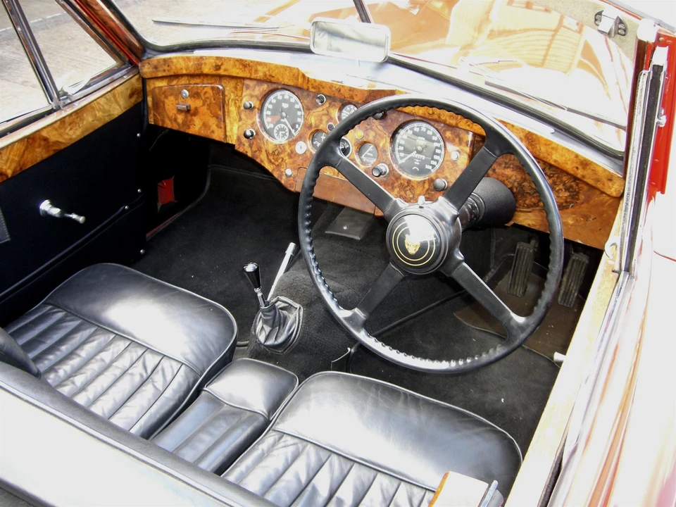 1954 Jaguar XK120 DHC Drophead - Image 3 of 3