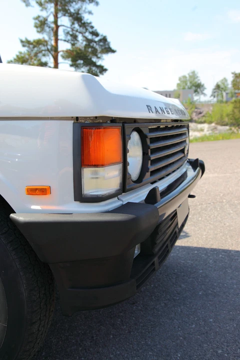 1994 Land Rover Range Rover Classic - Image 11 of 19
