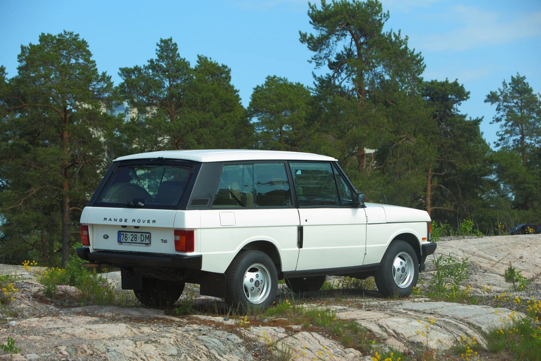1994 Land Rover Range Rover Classic - Image 6 of 19