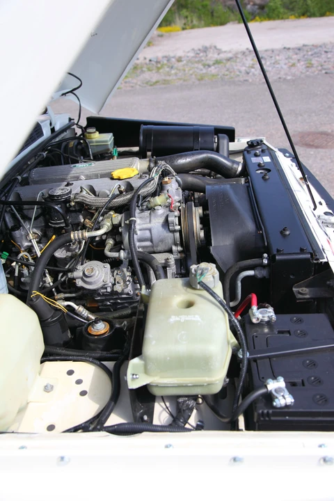 1994 Land Rover Range Rover Classic - Image 15 of 19