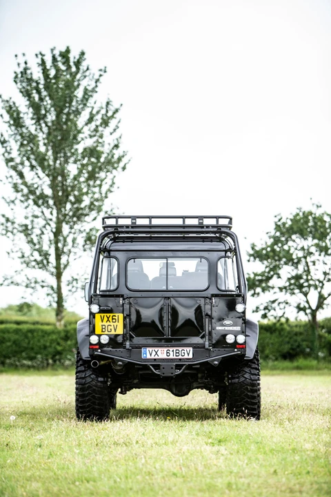 2011 Land Rover Defender 110 - Image 9 of 31
