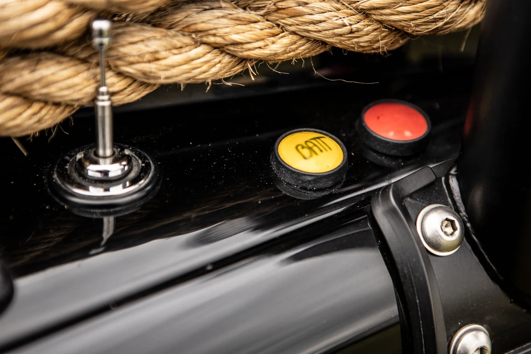 2011 Land Rover Defender 110 - Image 3 of 31