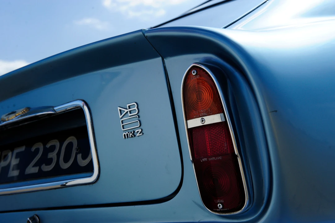 1971 Aston Martin DB6 - Image 5 of 24