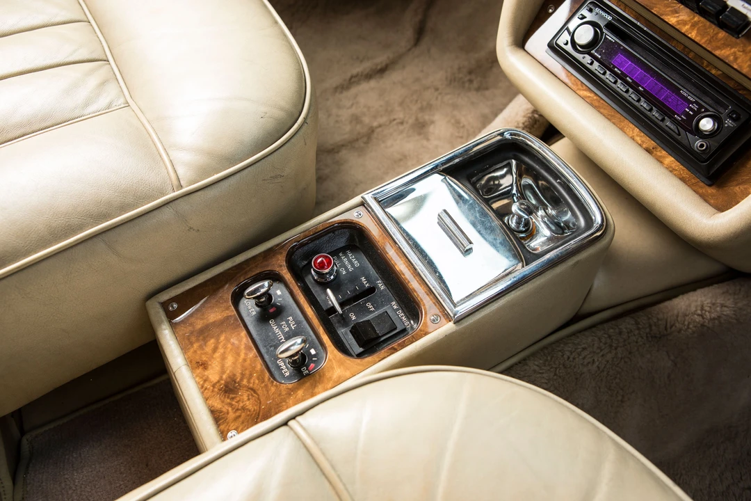 1972 Rolls-Royce Corniche Series I - Image 26 of 29