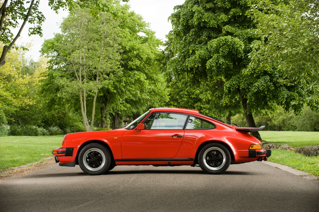 1984 Porsche 911 Carrera 3.2 - Image 6 of 15