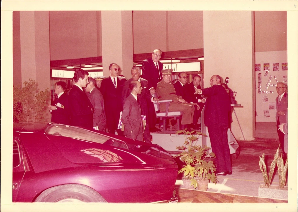 1966 Lamborghini 400 GT - Image 7 of 14