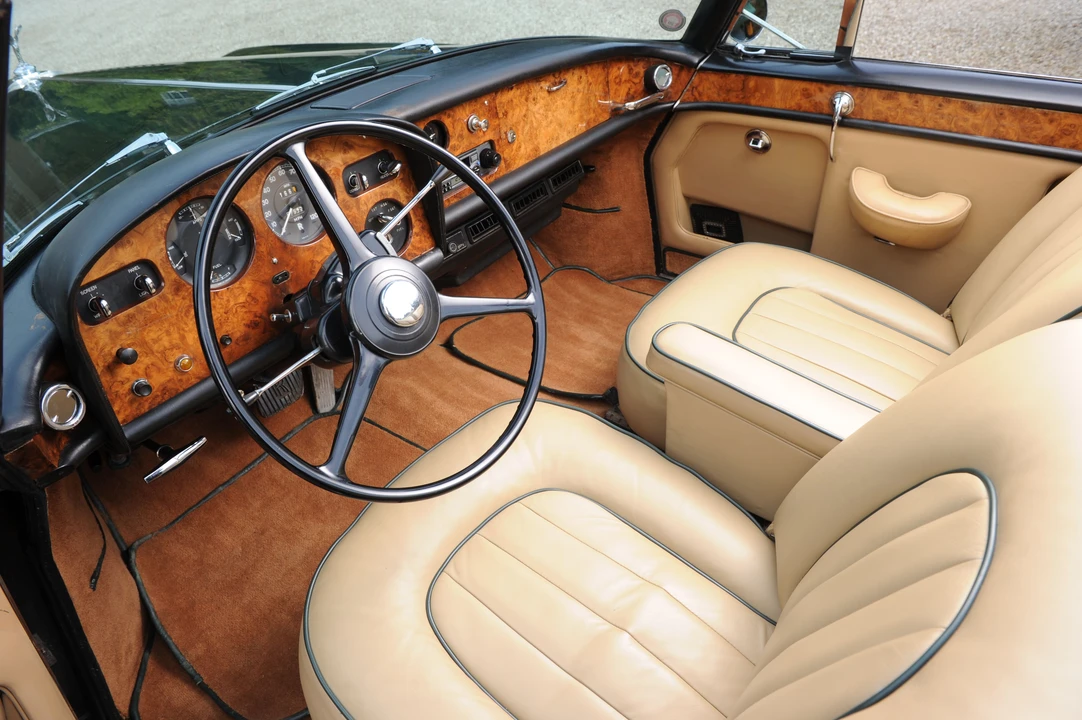 1965 Rolls-Royce Silver Cloud III - Image 8 of 12