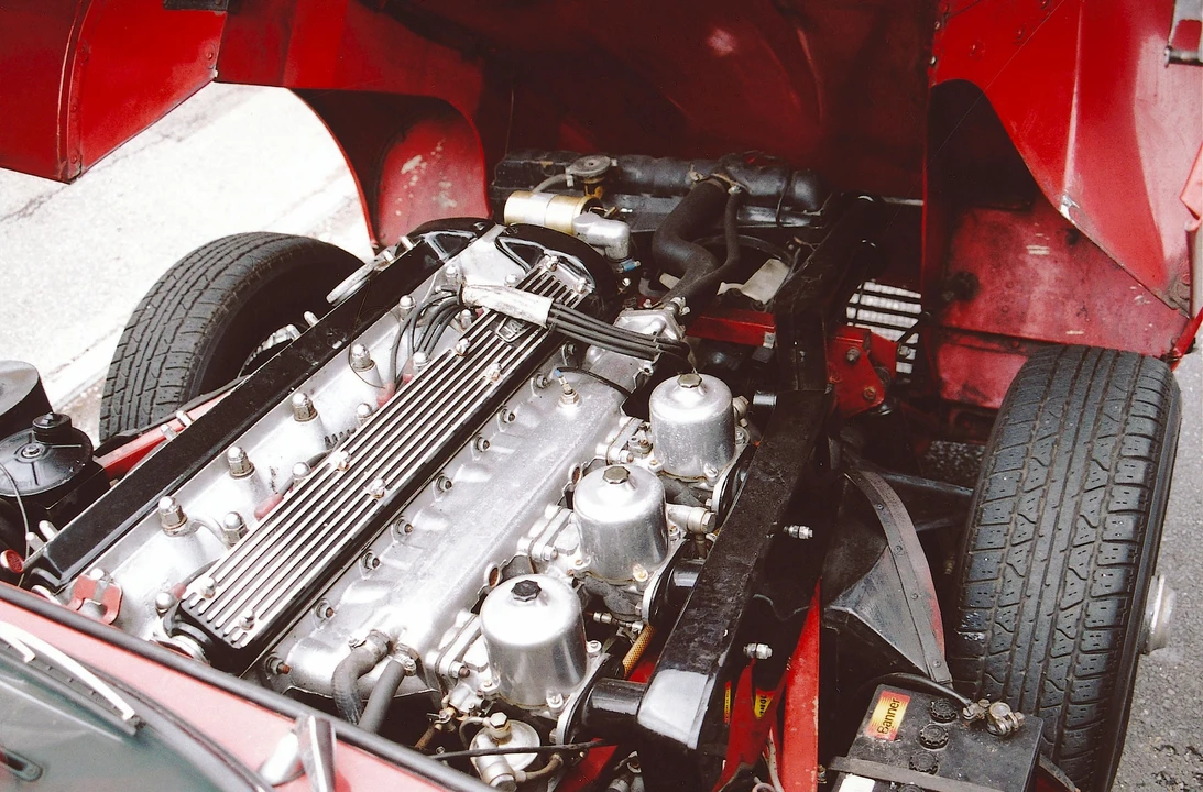 1971 Jaguar E-Type Series 3 V12 - Image 2 of 5